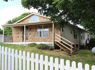 1907 Errel Dowlen Rd, Pleasant View, TN 37146