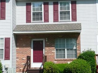 326 Cobble Creek Curv, Newark, DE 19702
