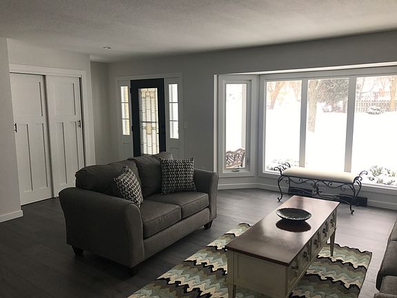 5th image of 4800 Sussex Ln