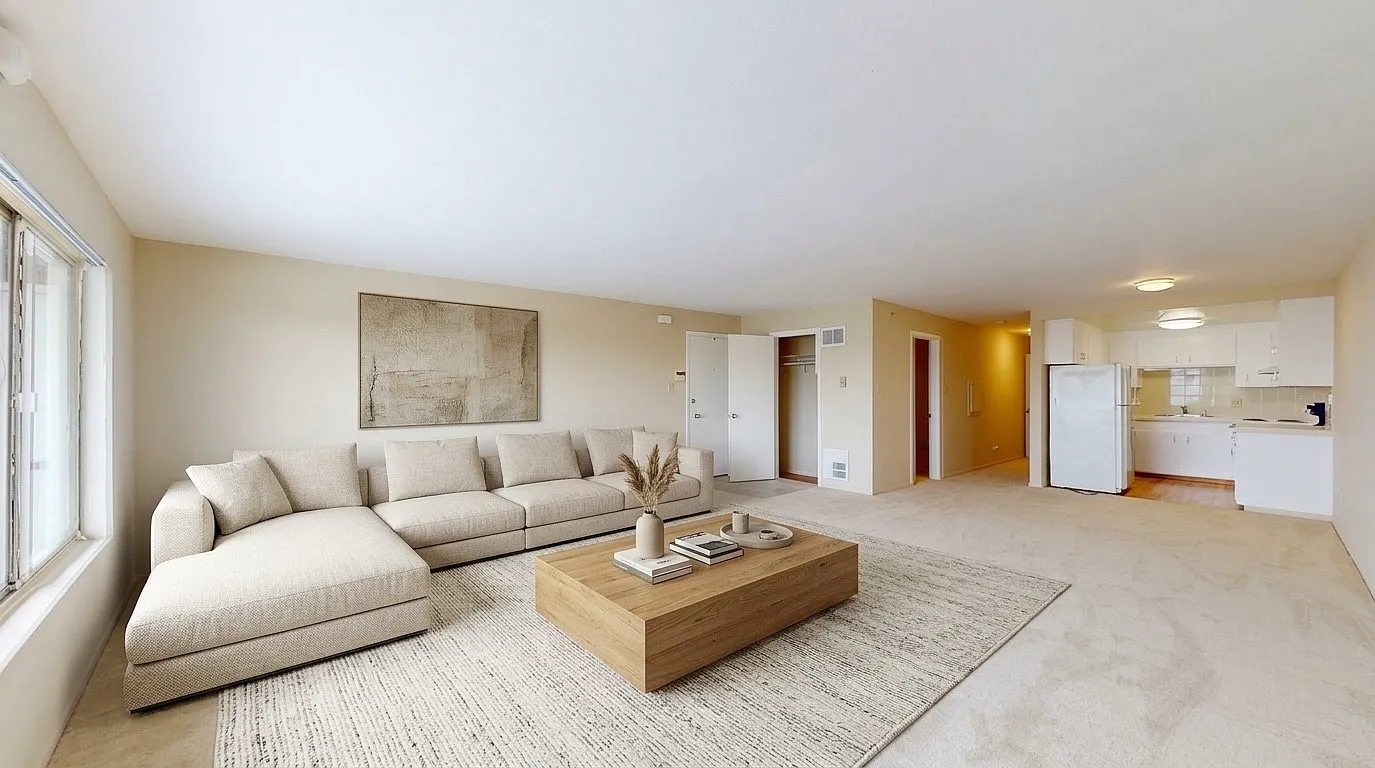 1 bed, 877 sqft, $4,435 — Photo 3