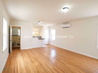 6229 1/2 Cerritos Ave, Long Beach, CA 90805