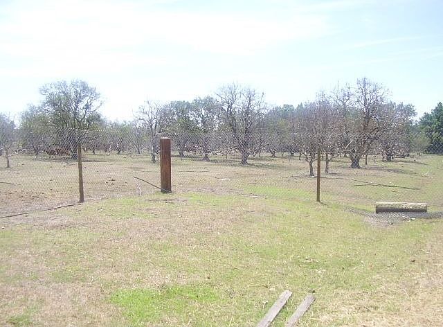 2nd image of 1976 Lonnie Shackelford Rd