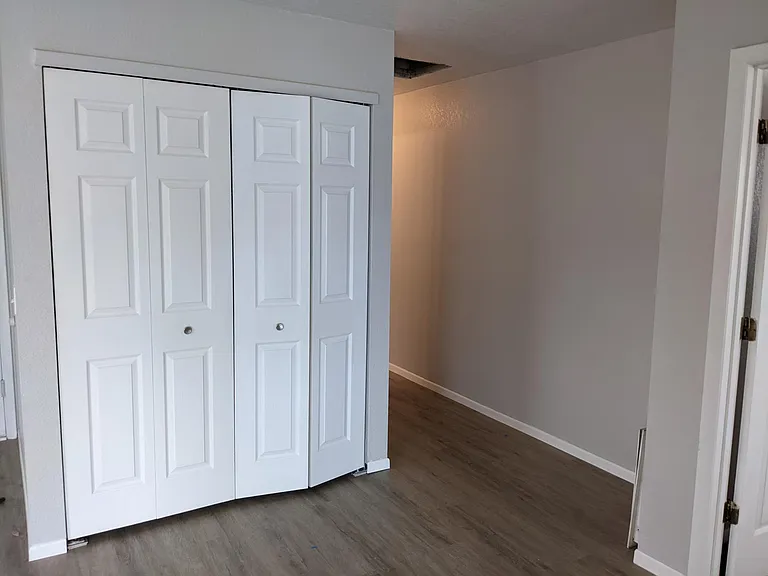 3960 E Valley Ln #C — Photo 11