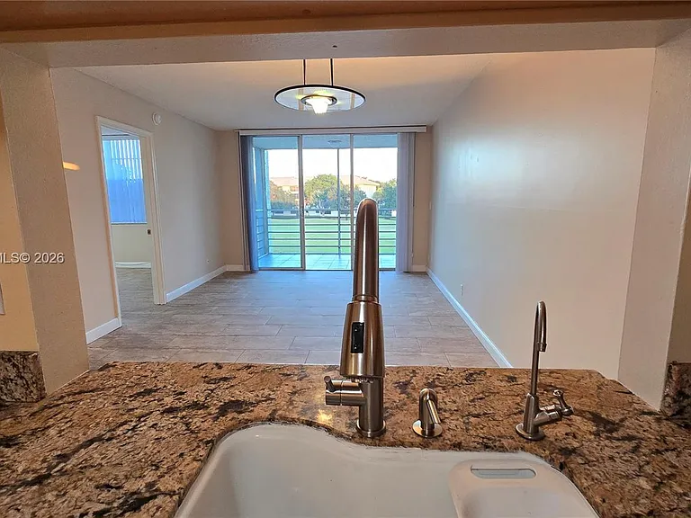 9230 Lagoon Pl #310 — Photo 7