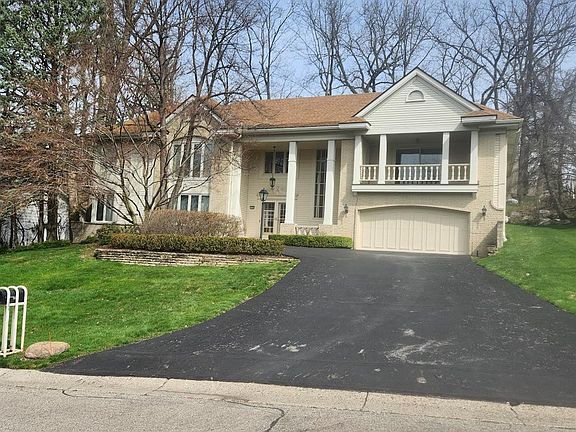4th image of 3086 Bloomfield Park Dr