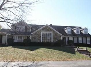 15210 Antioch Rd, Overland Park, KS 66221