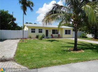 1640 NE 32nd St, Pompano Beach, FL 33064