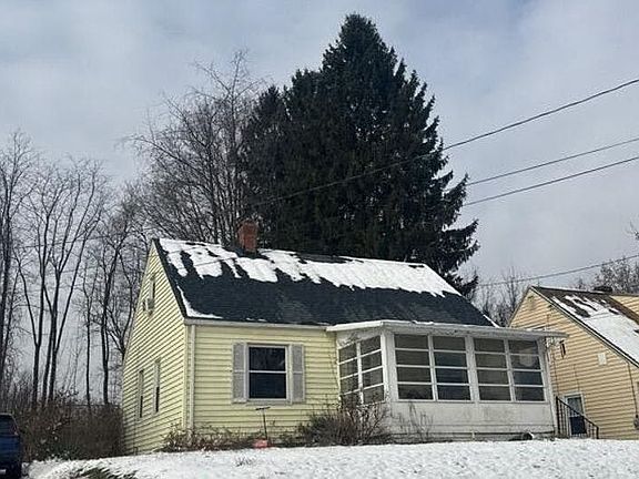 3rd image of 922 Kennebec Ave