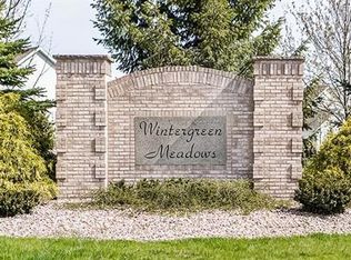 117 Wintergreen Dr, New Carlisle, IN 46552