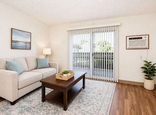 Woodland Heights, Newton, IA 50208