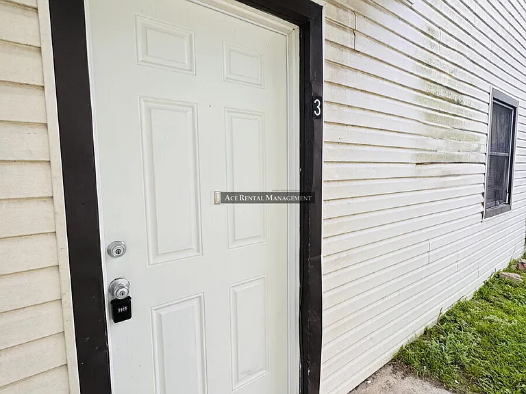 101 1st Ave #3 — Photo 1