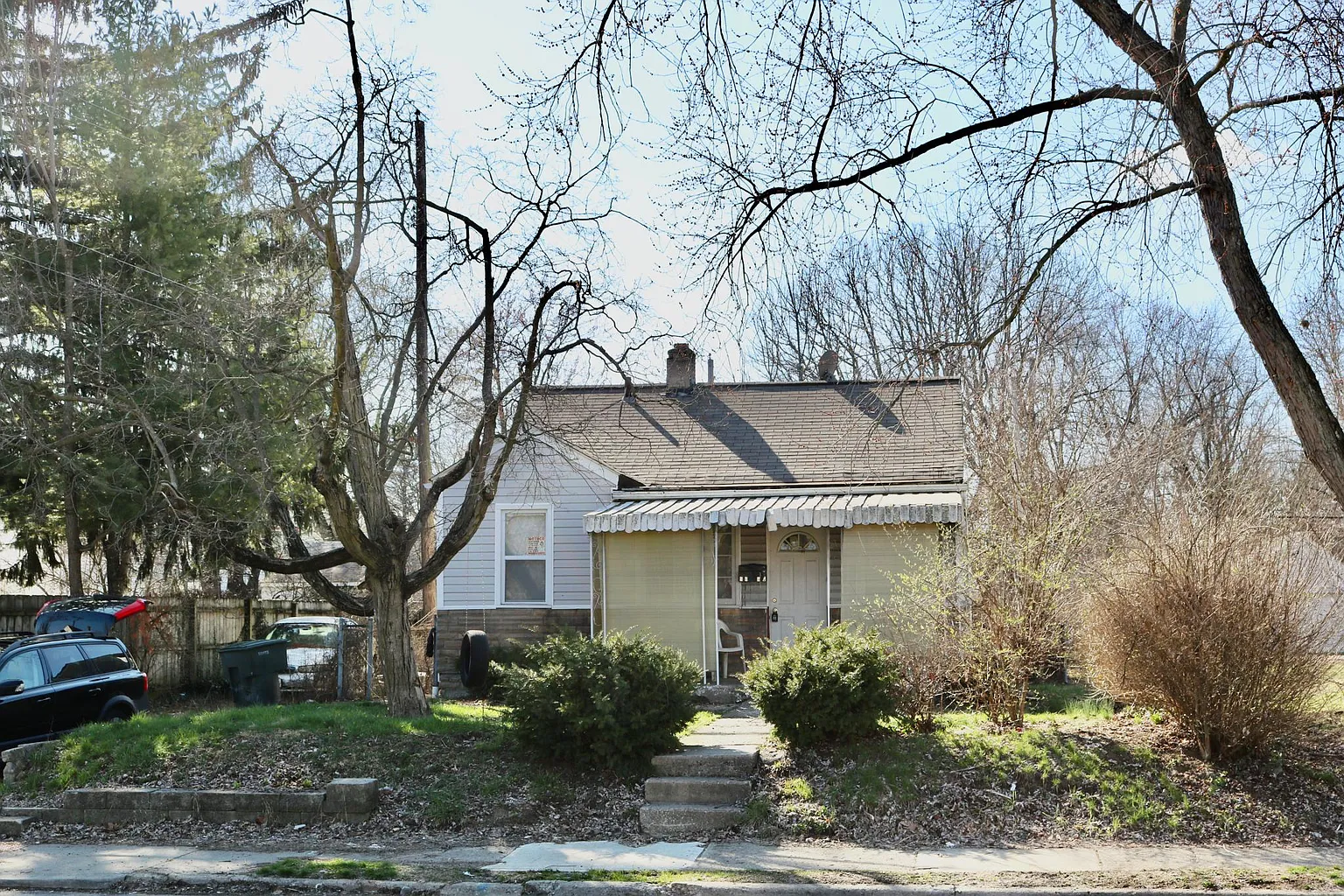 2153 Hamilton Ave photo 1