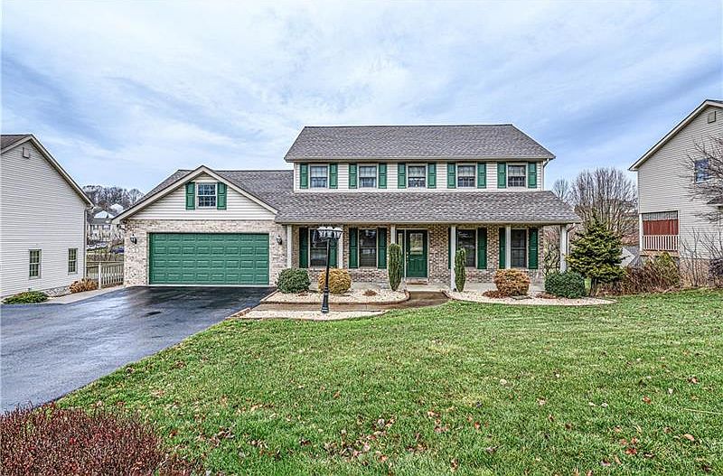 1st image of 5 Hampshire Dr