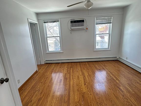5th image of 6247 64th St Floor 2