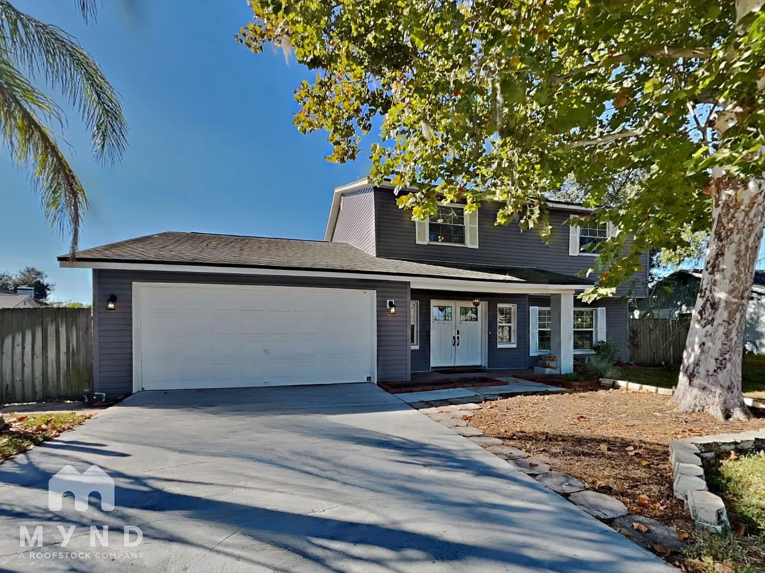 4 bed, 2.5 bath, 2556 sqft, $2,975 — Photo 1
