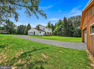 167 Hunters Run Rd, Honey Brook, PA 19344
