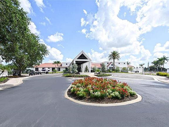 2nd image of 7360 Saint Ives WAY #2301