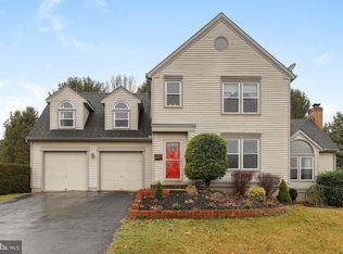 8106 Arrowhead Ct, Frederick, MD 21702