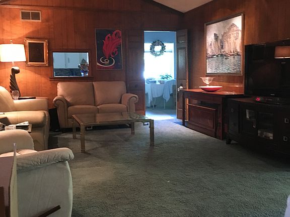 3rd image of 6419 Sunnyland Ln