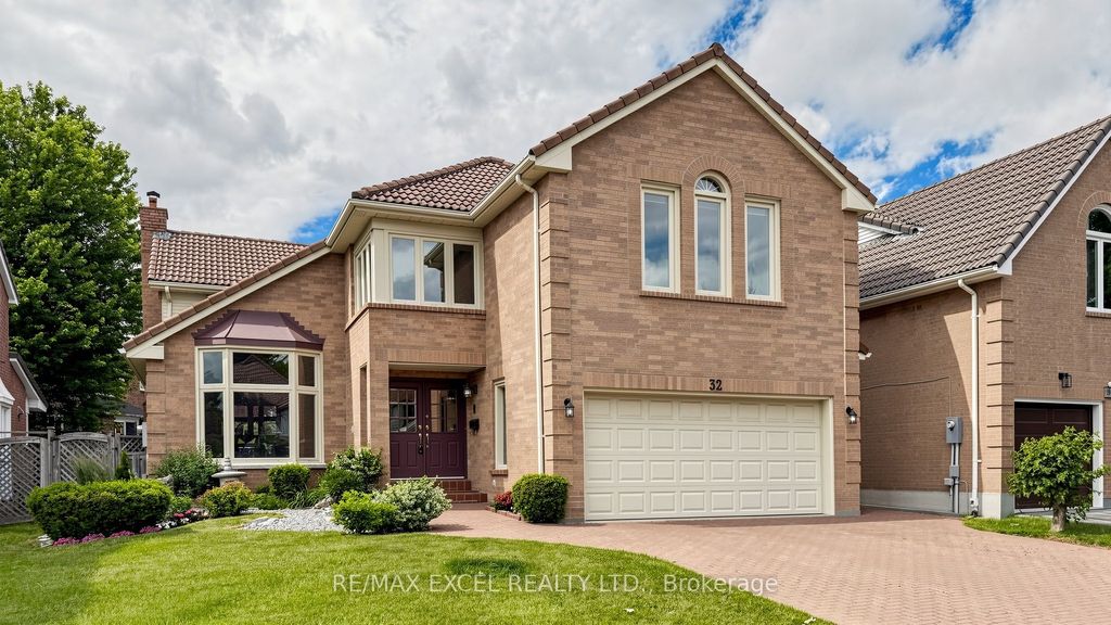 32 Hollingham Rd, Markham, ON - View 2