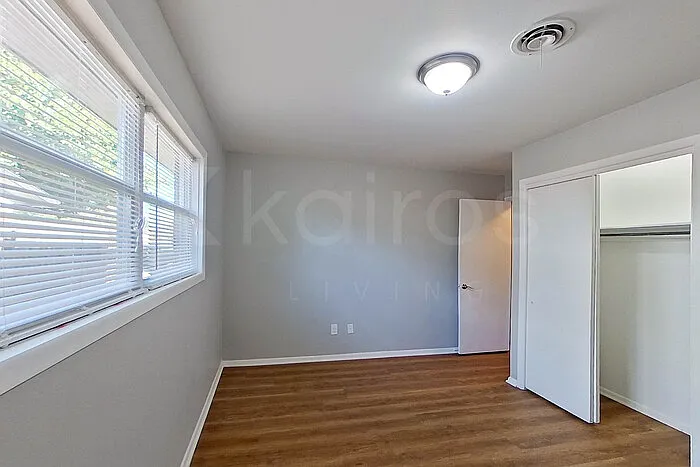 4418 Mesa Cir — Photo 14
