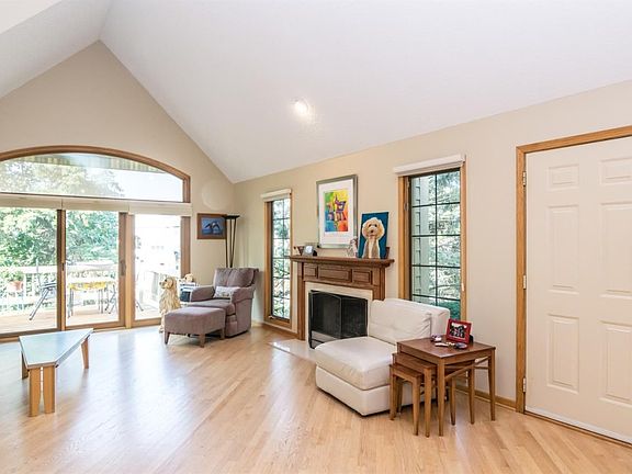 4th image of 2720 Maitland Dr
