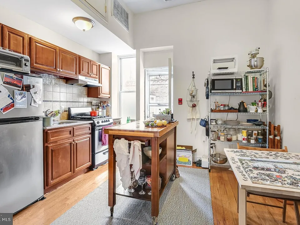 3017 W Girard Ave #2R