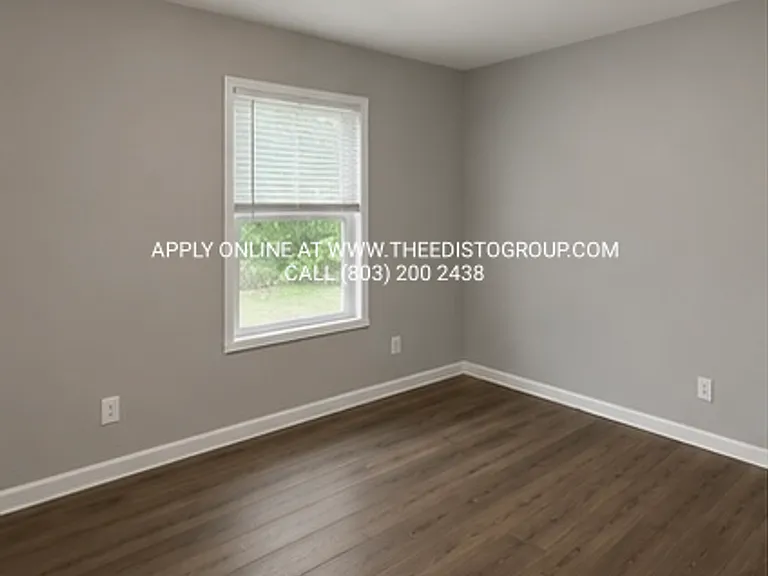 220-254 Taylor St — Photo 4