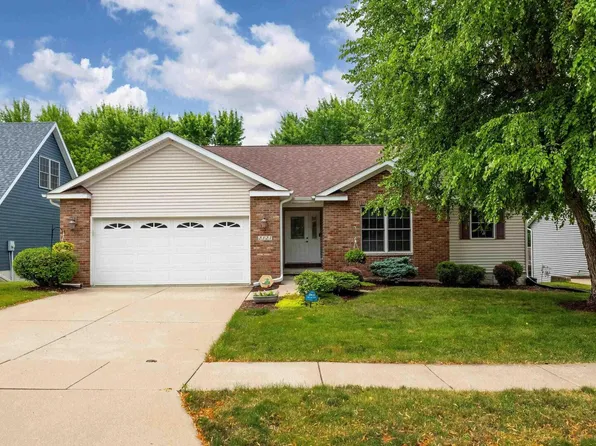 2121 W 57th St, Davenport, IA 52806