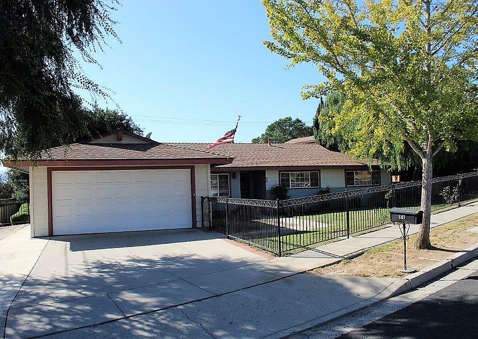 641 Holly Front View 2_11082018