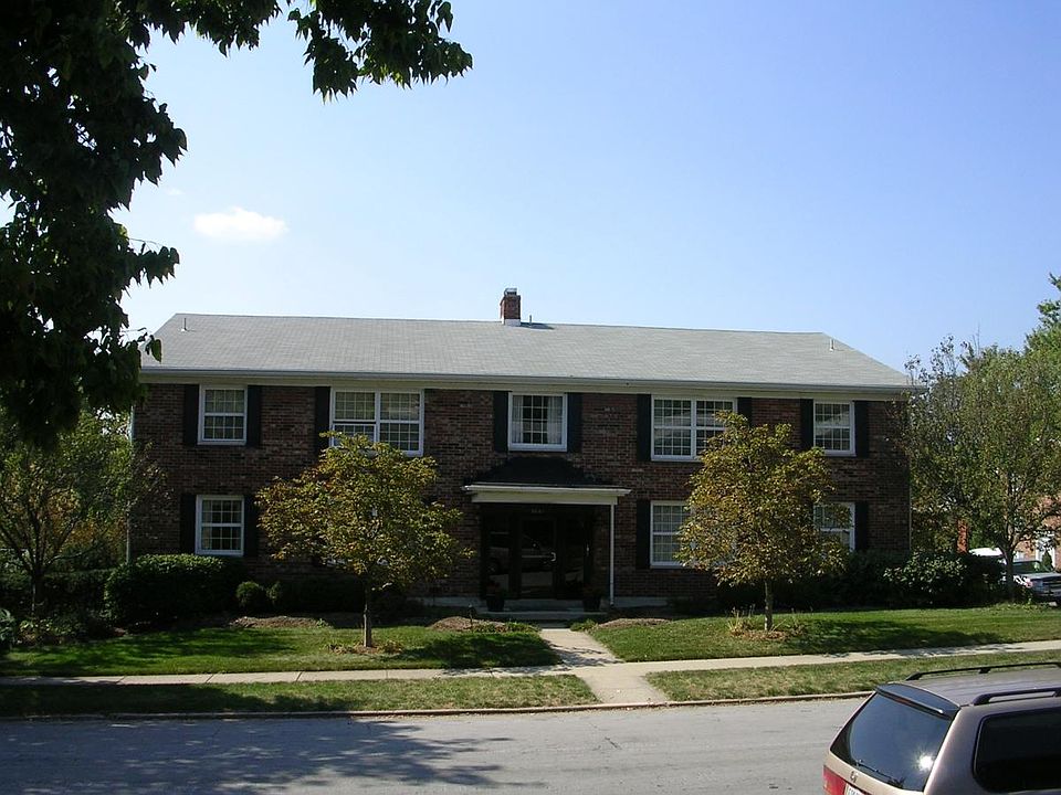 1st image of 3081 Southdale Dr