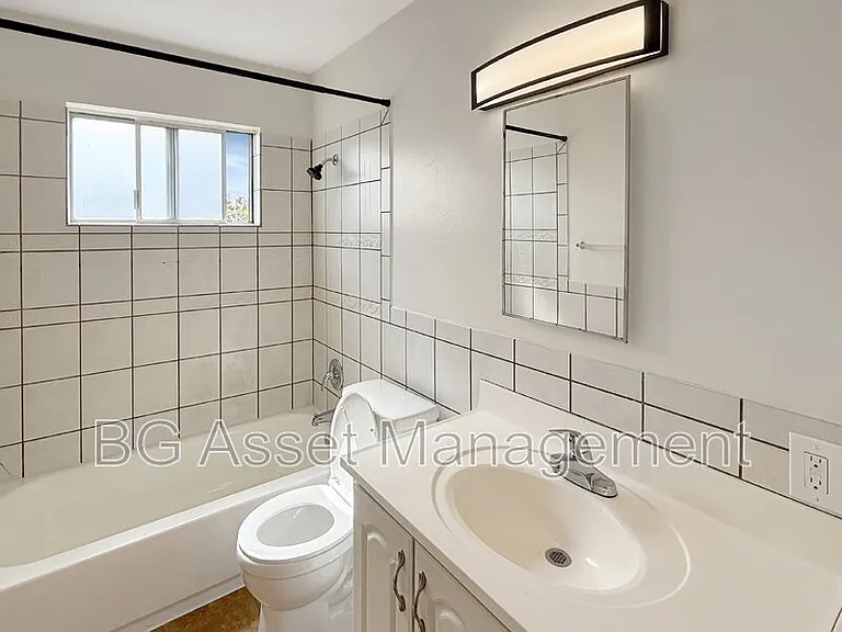 1610 Sanford Ave #3 — Photo 17