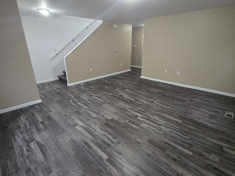 8558 Pinnebog River Dr — Photo 9