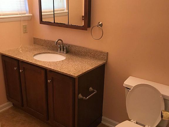 4th image of 148 Driftwood Ct #282