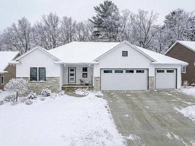3347 Largo Ridge Dr, Green Bay, WI, 54311