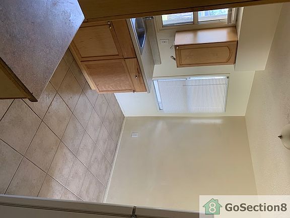 4th image of 5361 86th Ave