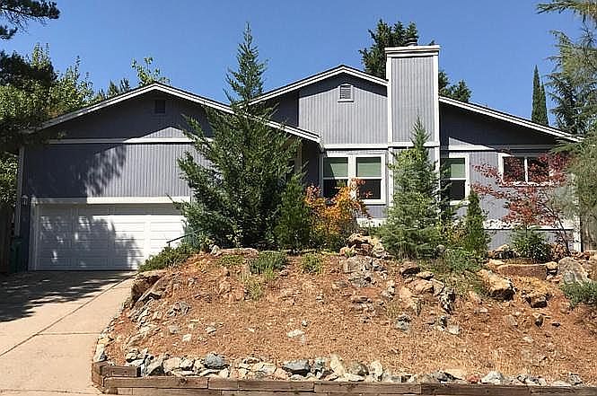 1st image of 196 Celesta Dr