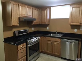 25 N Willow St #G, Montclair, NJ 07042