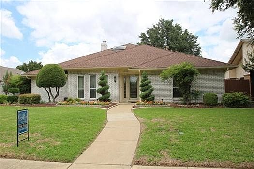 1st image of 1400 Chesterton Dr