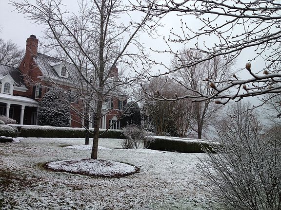 3rd image of 2441 Old Natchez Trce