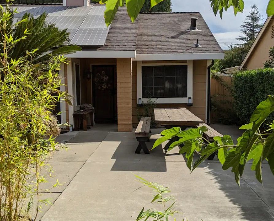 1st image of 2901 Mareca Way