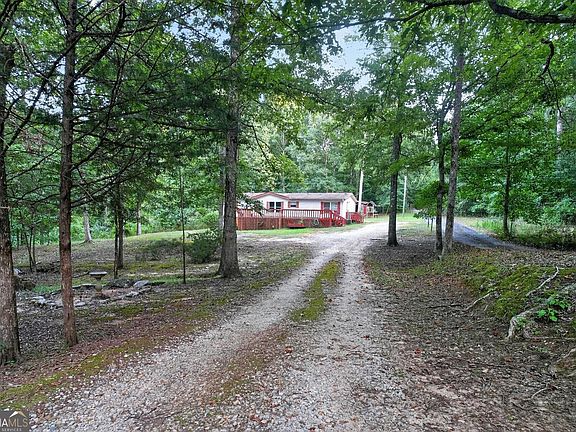 2nd image of 150 Country Creek Rd