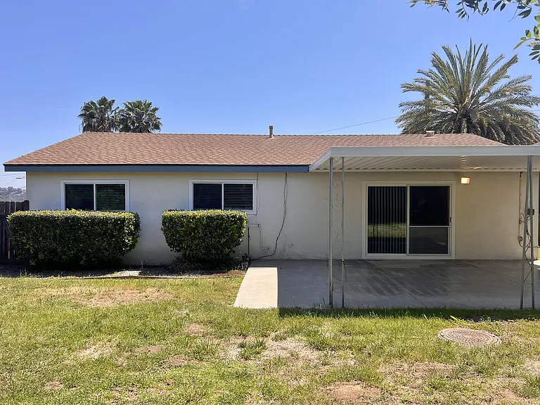 7312 Volta Ct — Photo 32