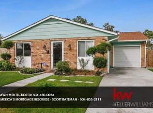 548 Grovewood Dr, Gretna, LA 70056