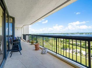1900 Consulate Pl APT 1702, West Palm Beach, FL 33401