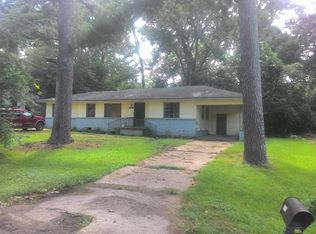 1855 Shamrock Dr, Jackson, MS 39204