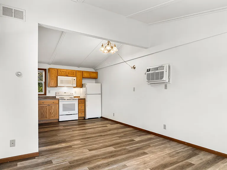 512 S Main St #2 — Photo 17