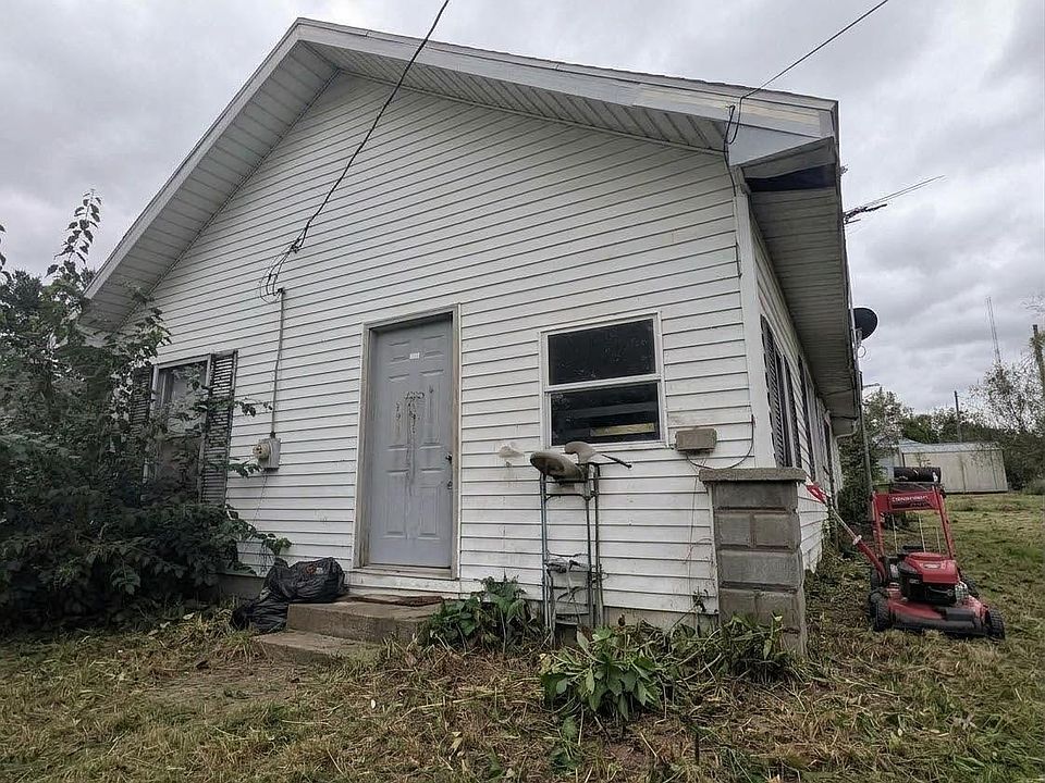 1st image of 403 E Wood St