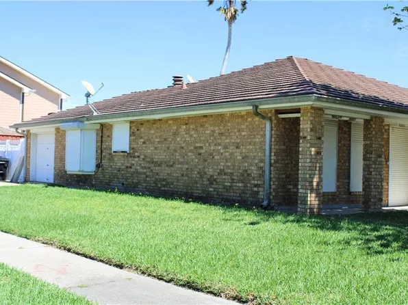 7671 Inlet Ln, New Orleans, LA 70128