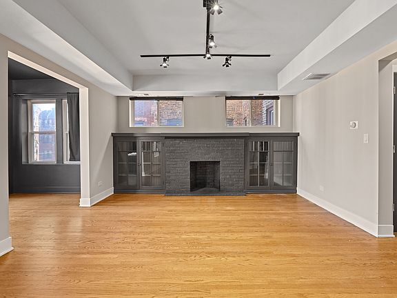 3rd image of 1517 E 67th Pl Unit 3